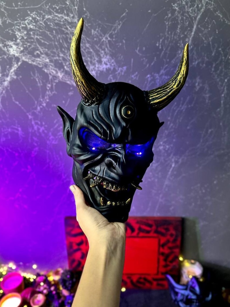 Oni Mask / Gold Abyss Demon